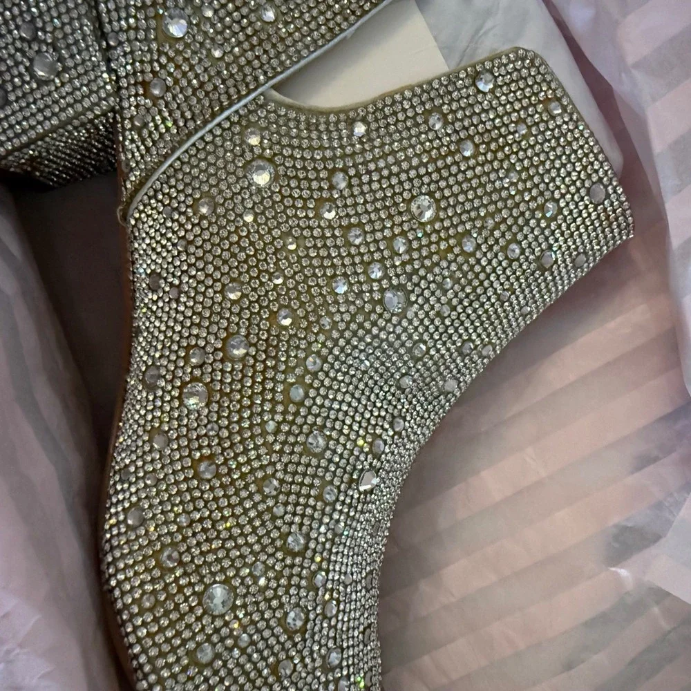 NEW Kate Whitcomb Brit Sparkly Rhinestone Boot Bootie Block High Heel Shoe Pearl